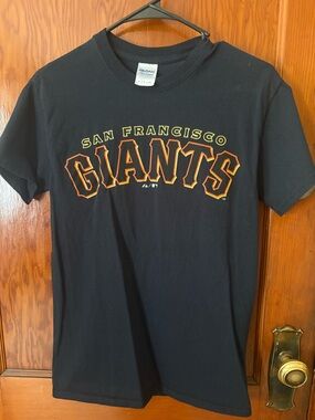 Gildan Black Ultra Cotton Crew Neck Tee